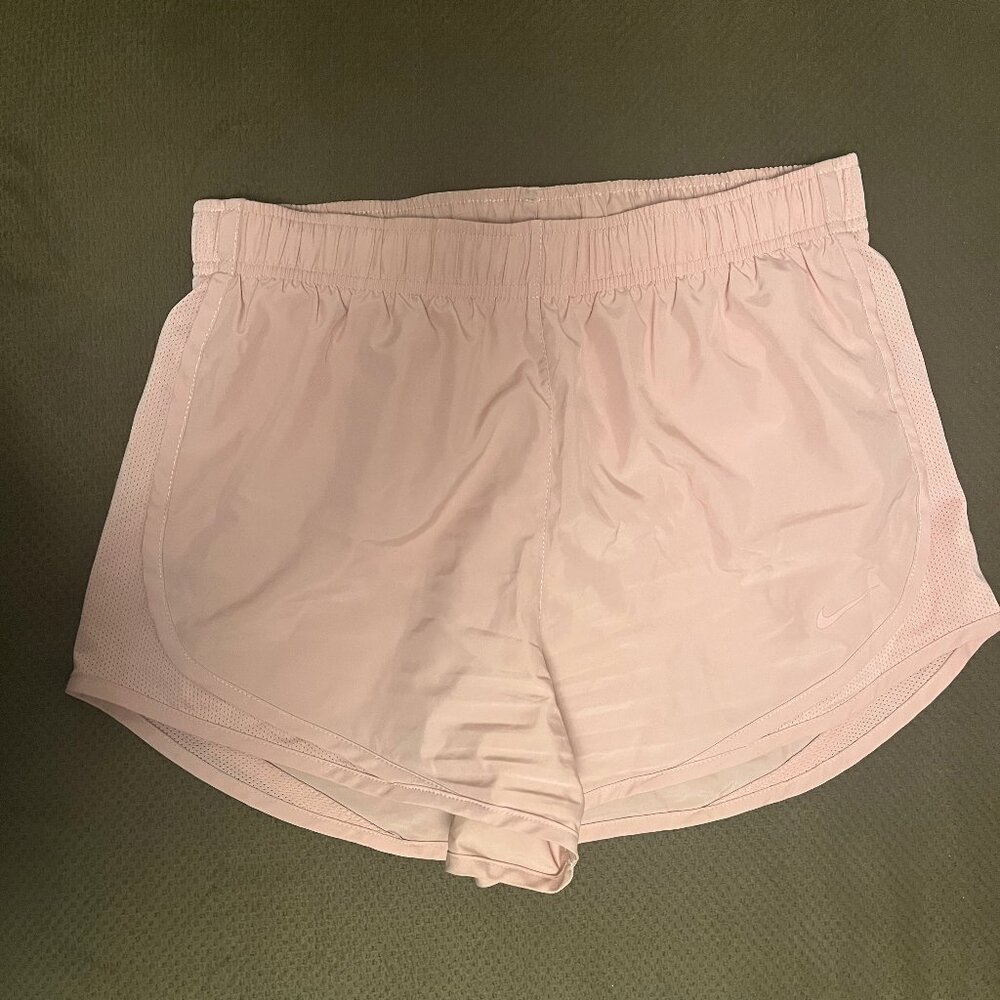 Nike Women's Dri-FIT Tempo Running Shorts Size Small